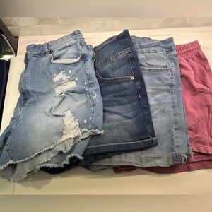 Set of 4 shorts size 23W